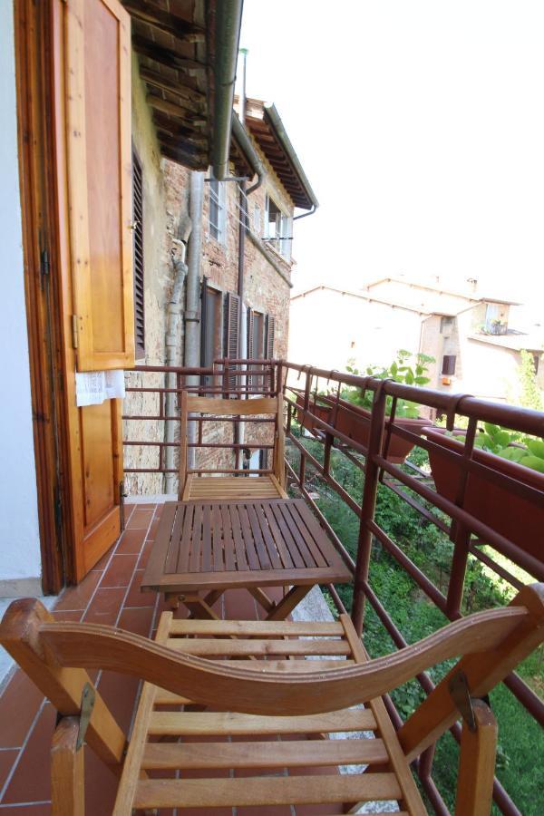 Noa'S Balcony Apartment Siena Exterior photo