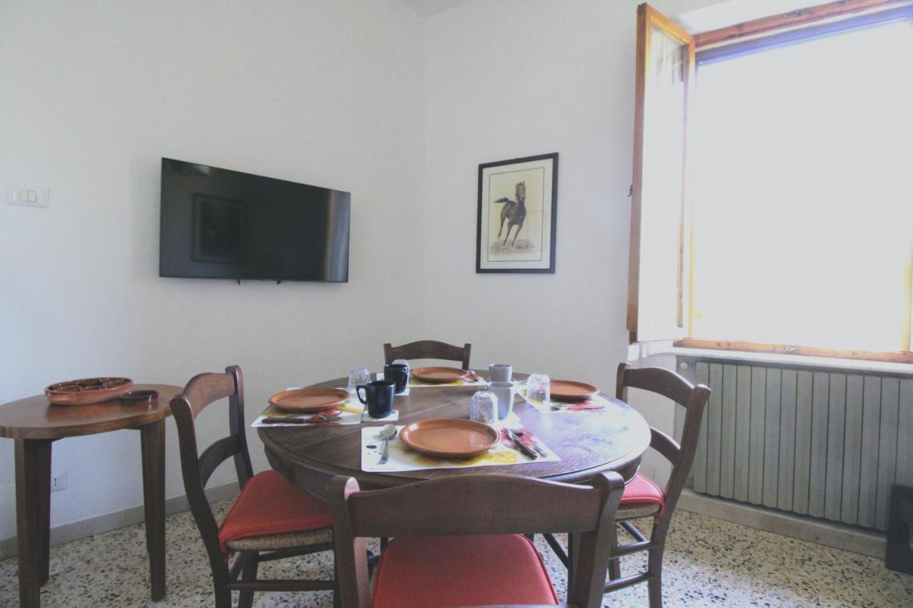 Noa'S Balcony Apartment Siena Exterior photo